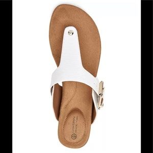 Giant Bernini White Sandals